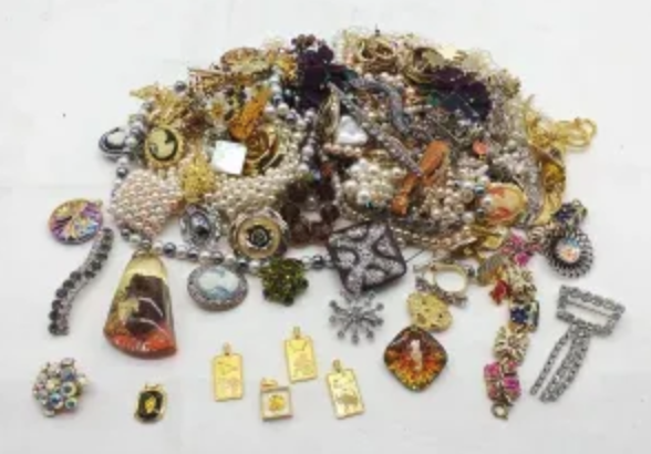 L&S Auktionslager – V172 Schmuck – 25/08/2026