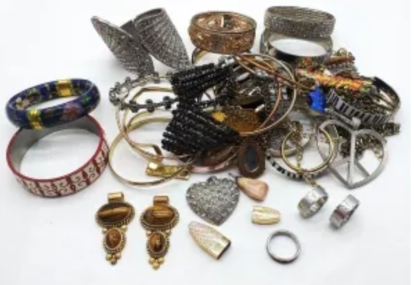 L&S Auktionslager – V172 Schmuck – 25/08/2026