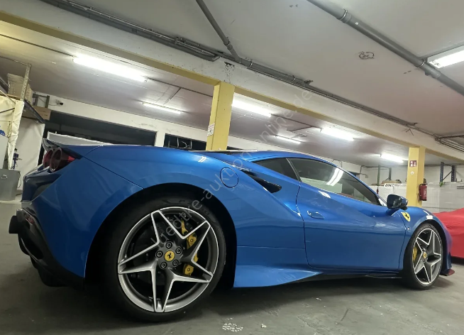 Ferrari – F8 Tributo – 18/09/2026