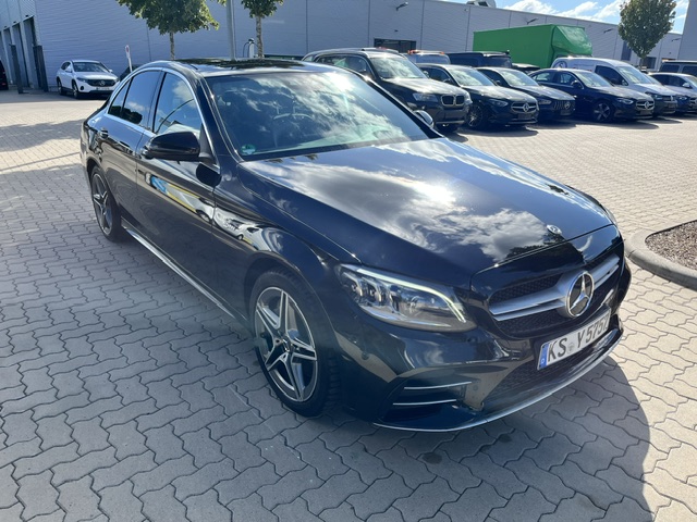 1 PKW Mercedes Benz Typ AMG C 43, Erstzulassung 12.11.2019, neuer Austauschmotor